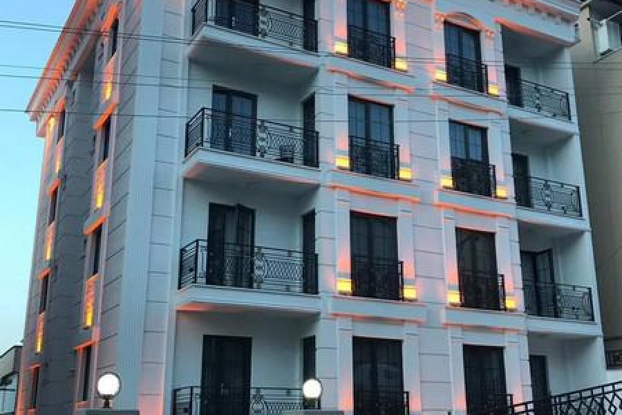 White Golden Suite Hotel