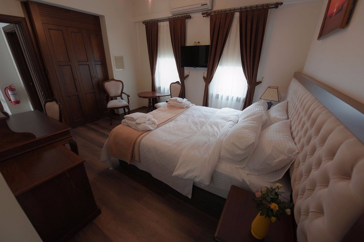 Zağnospaşa Konakları