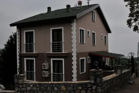 Sea Port House