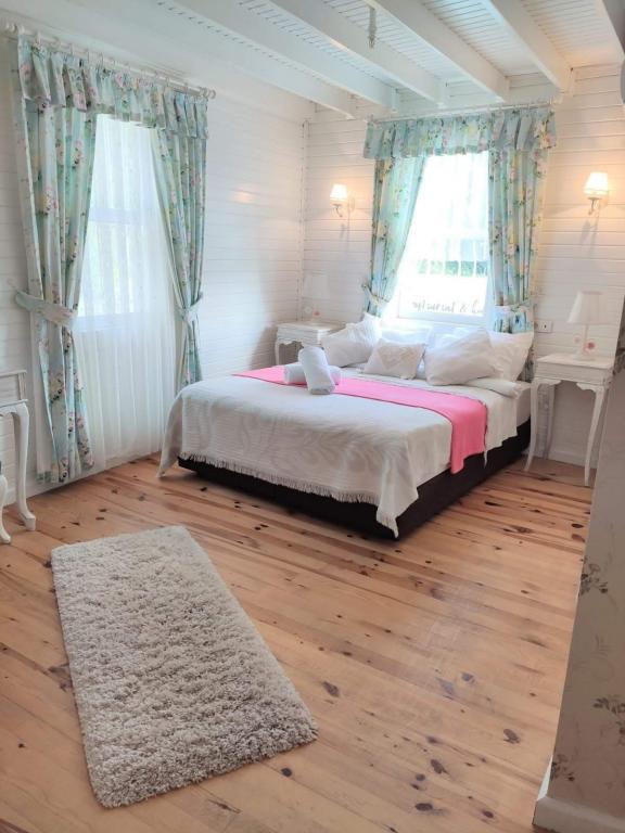 Lotus Restaurant & Home Şile