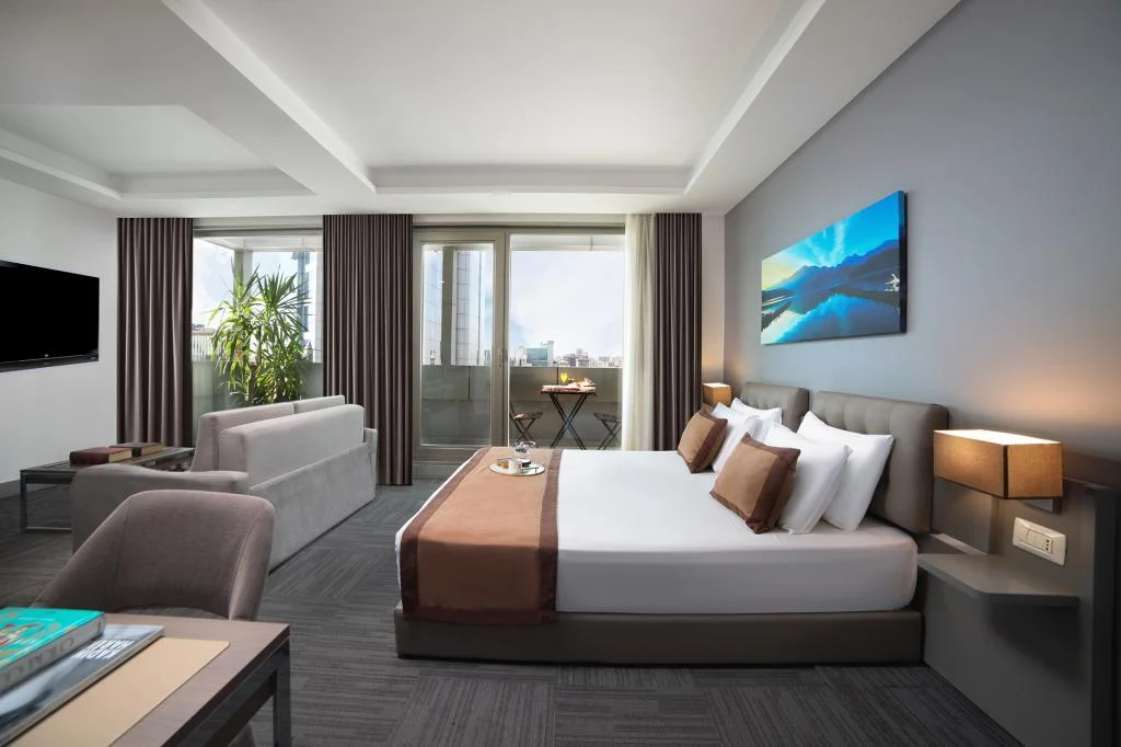 Plus Hotel Bostancı