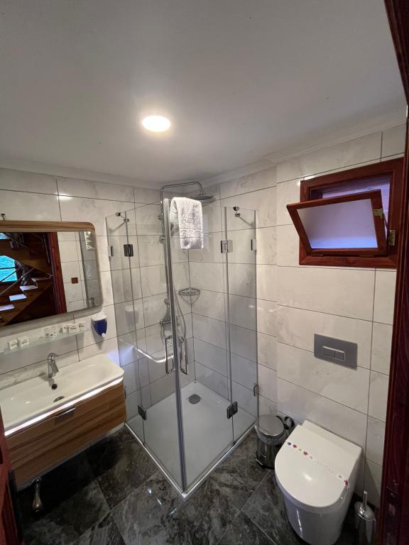 Teona Çağlayan Bungalov