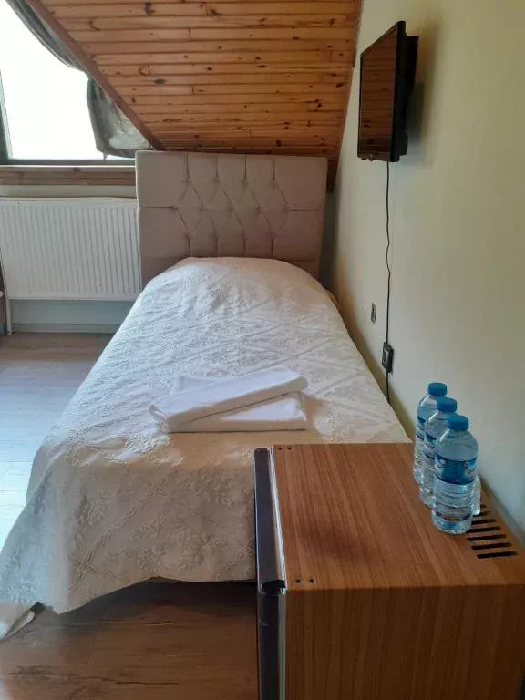 Sünnet Gölü Doğal Yaşam Oteli