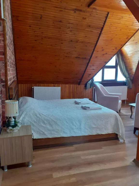 Sünnet Gölü Doğal Yaşam Oteli