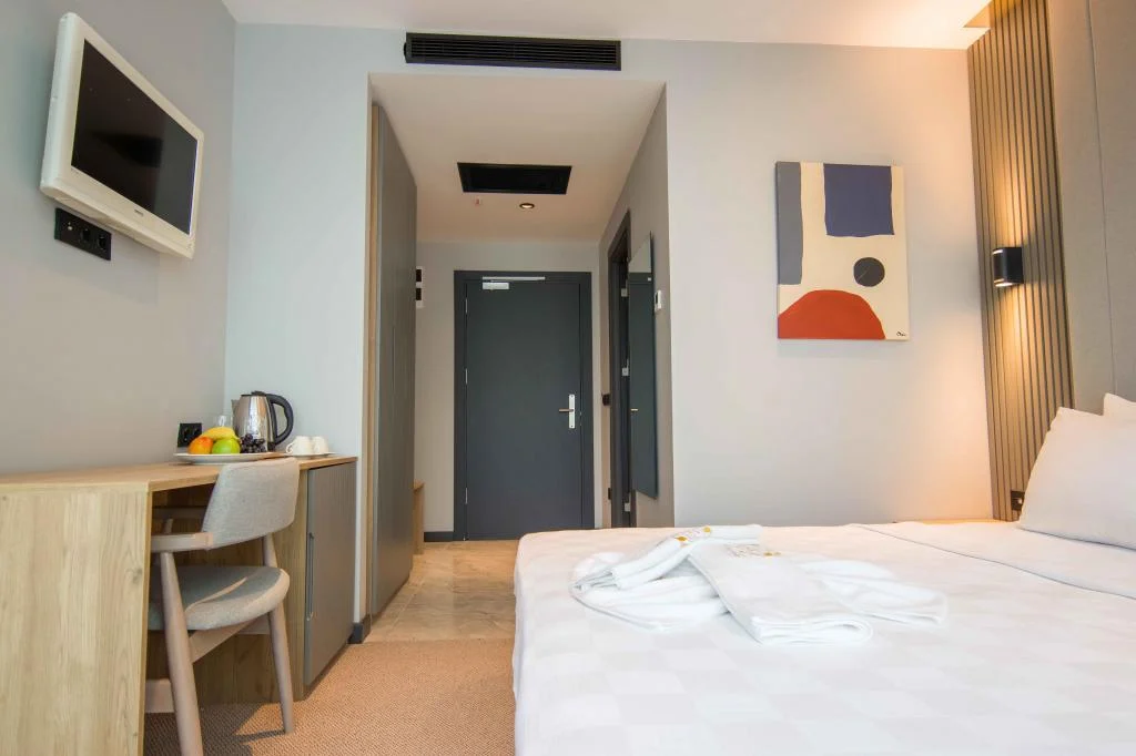 Sherlock Homes Hotels