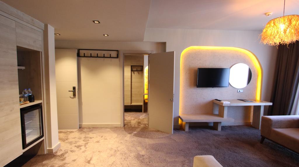 Snowdora Ski Resort Hotels