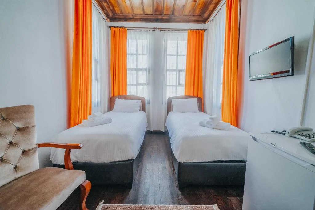 Tuval Paşabahçe Konağı