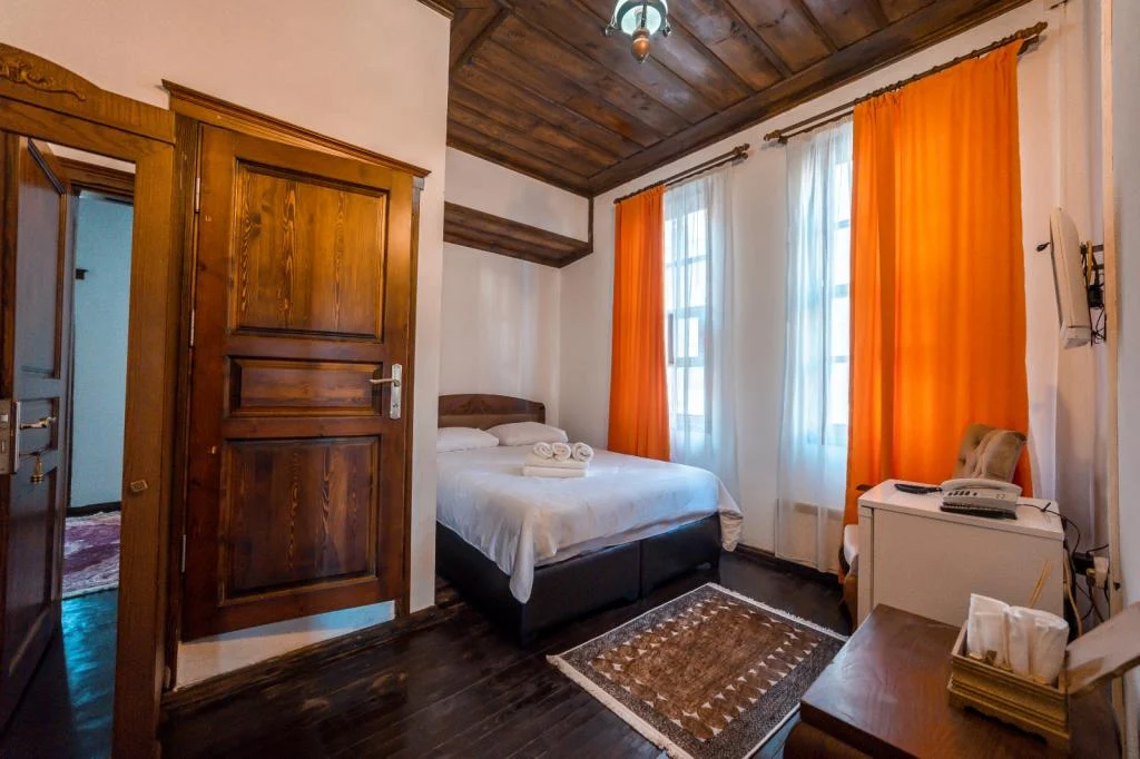 Tuval Paşabahçe Konağı