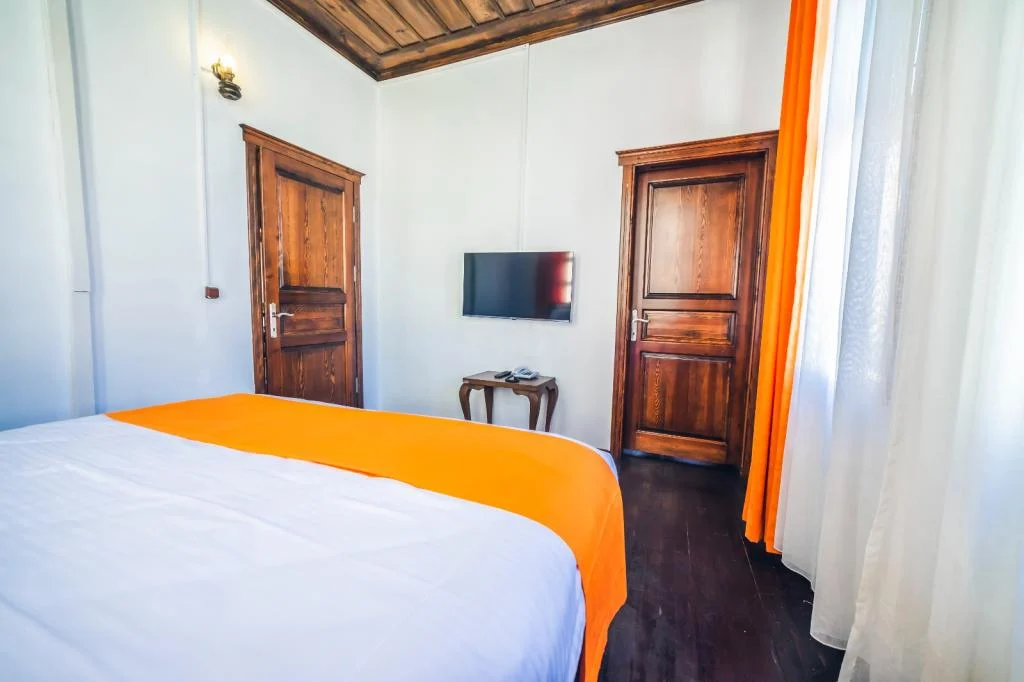 Tuval Paşabahçe Konağı