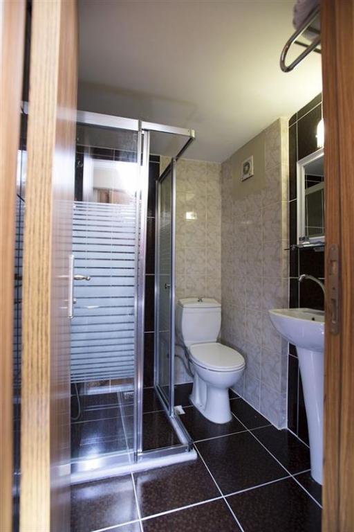 Şirin Hotel Kadıköy