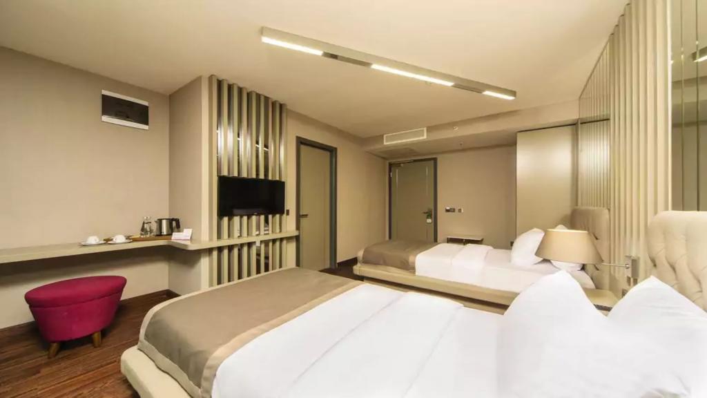 The City Suites Hotel