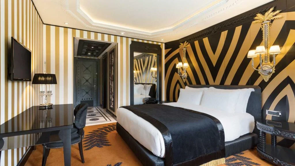 Wyndham Grand Istanbul Kalamış Marina Hotel