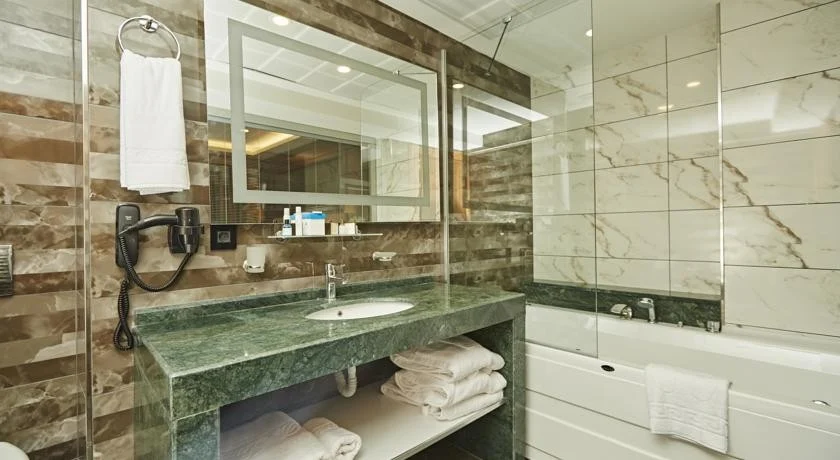 İlkbal Deluxe Hotel