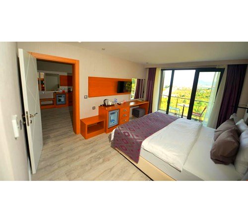 Ramada Hotel Piraziz