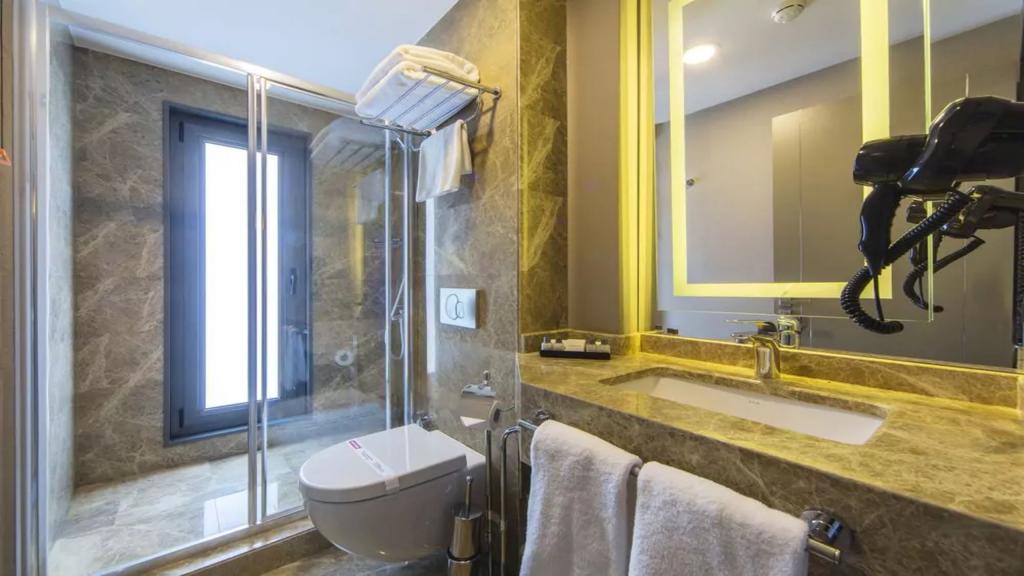 The City Suites Hotel