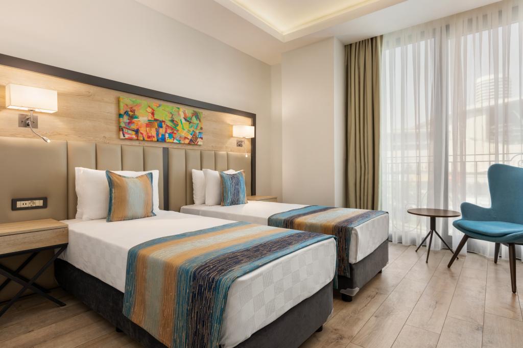 Ramada Encore by Wyndham Istanbul Basın Express