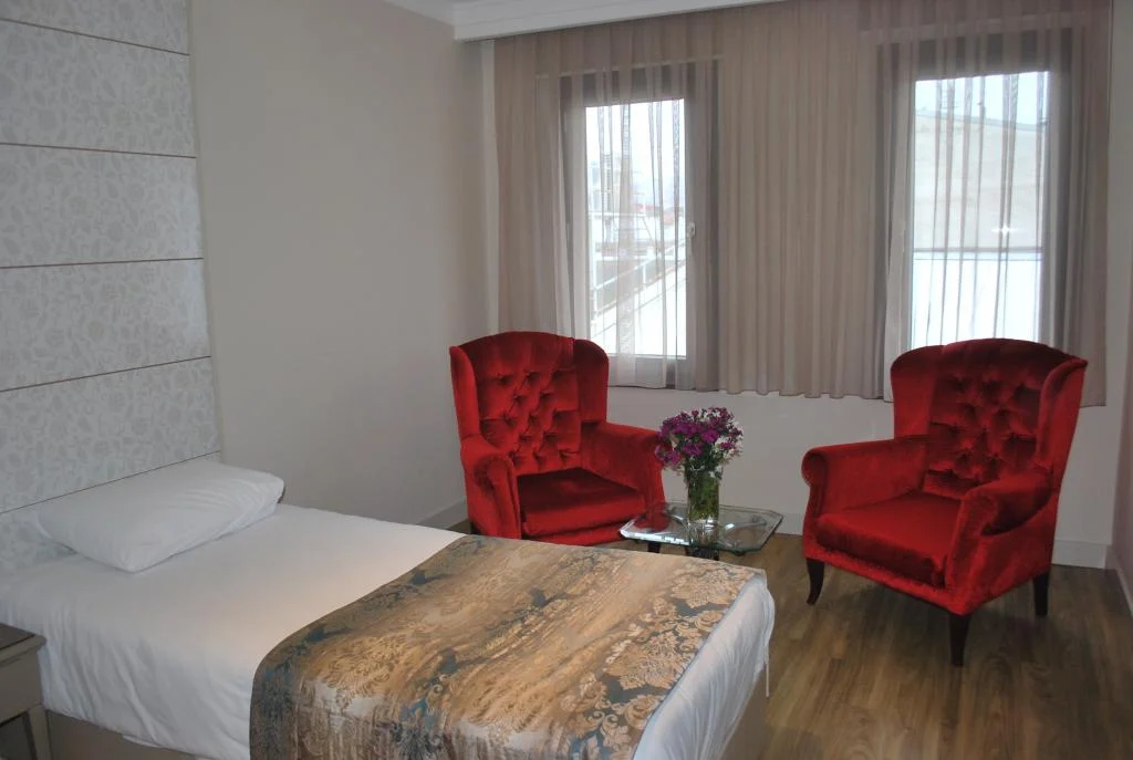 Karlıbel Hotel Atlıhan