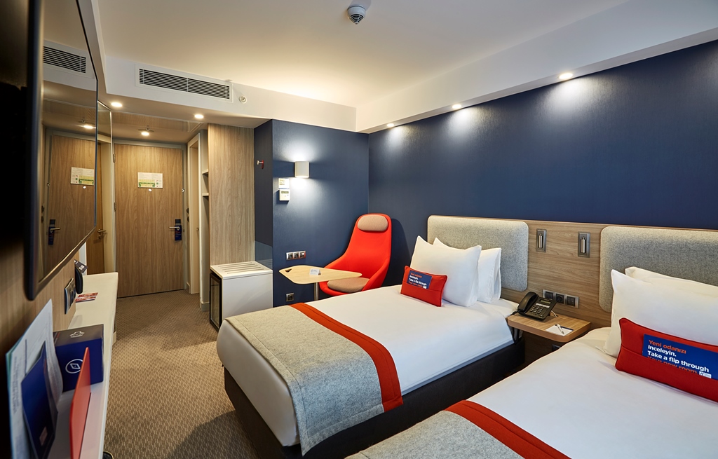 Holiday Inn Express Istanbul Ataköy Metro Otel