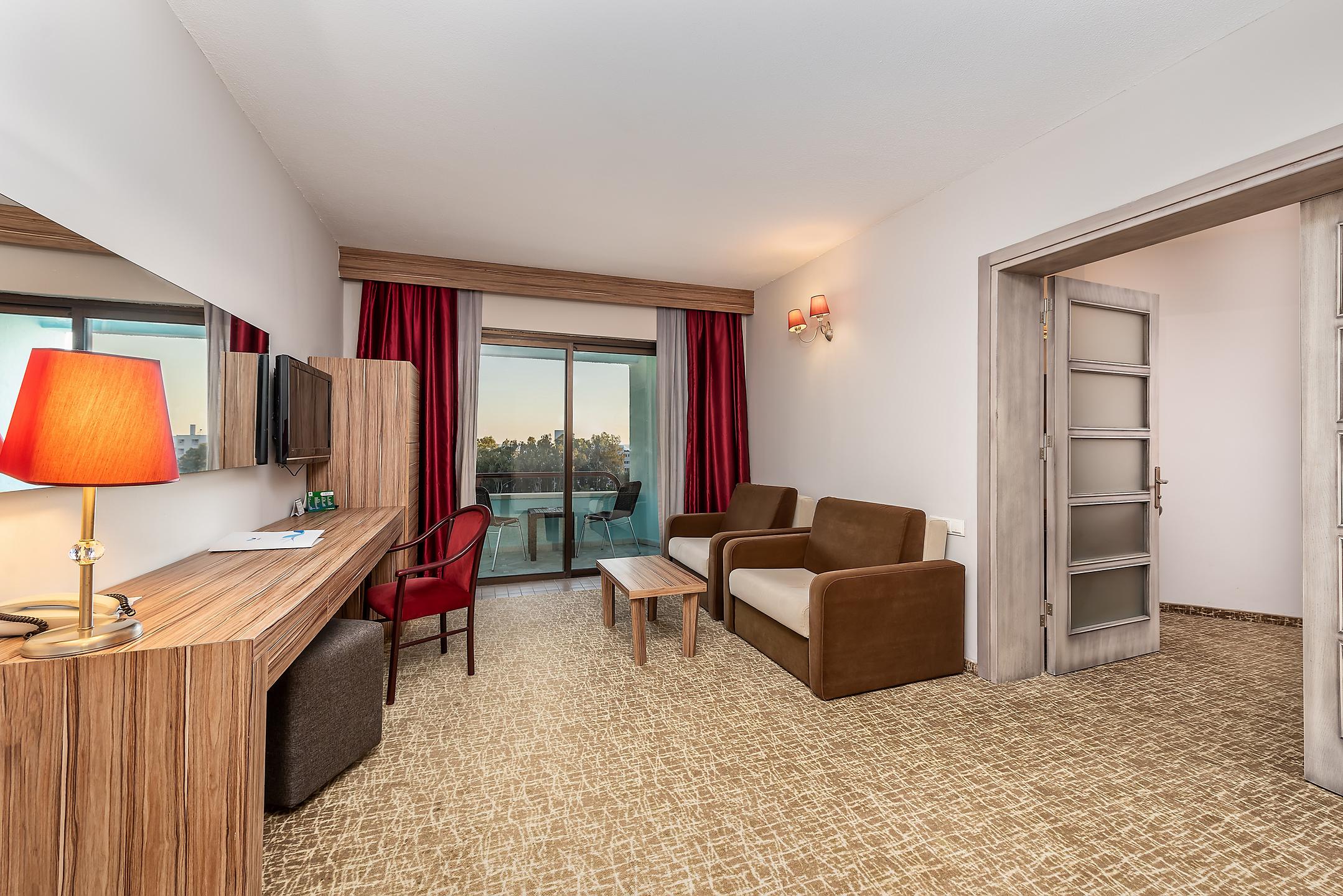 Aska Side Grand Prestige