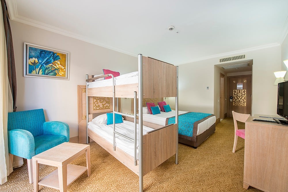 Crystal Family Resort