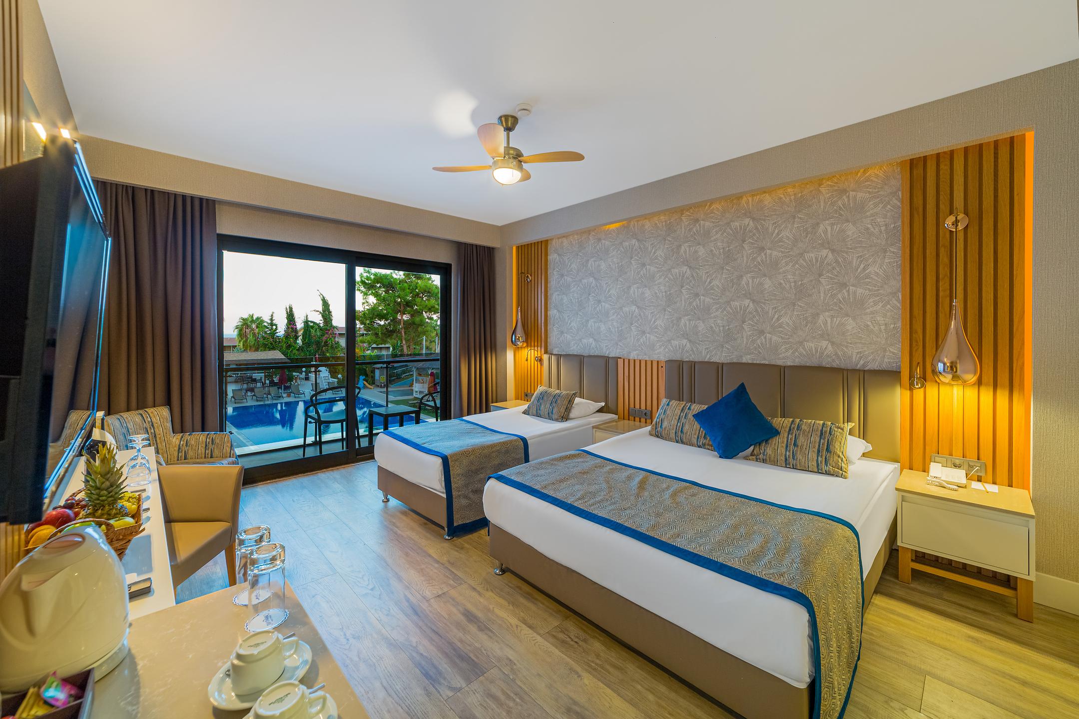 Justiniano Deluxe Resort