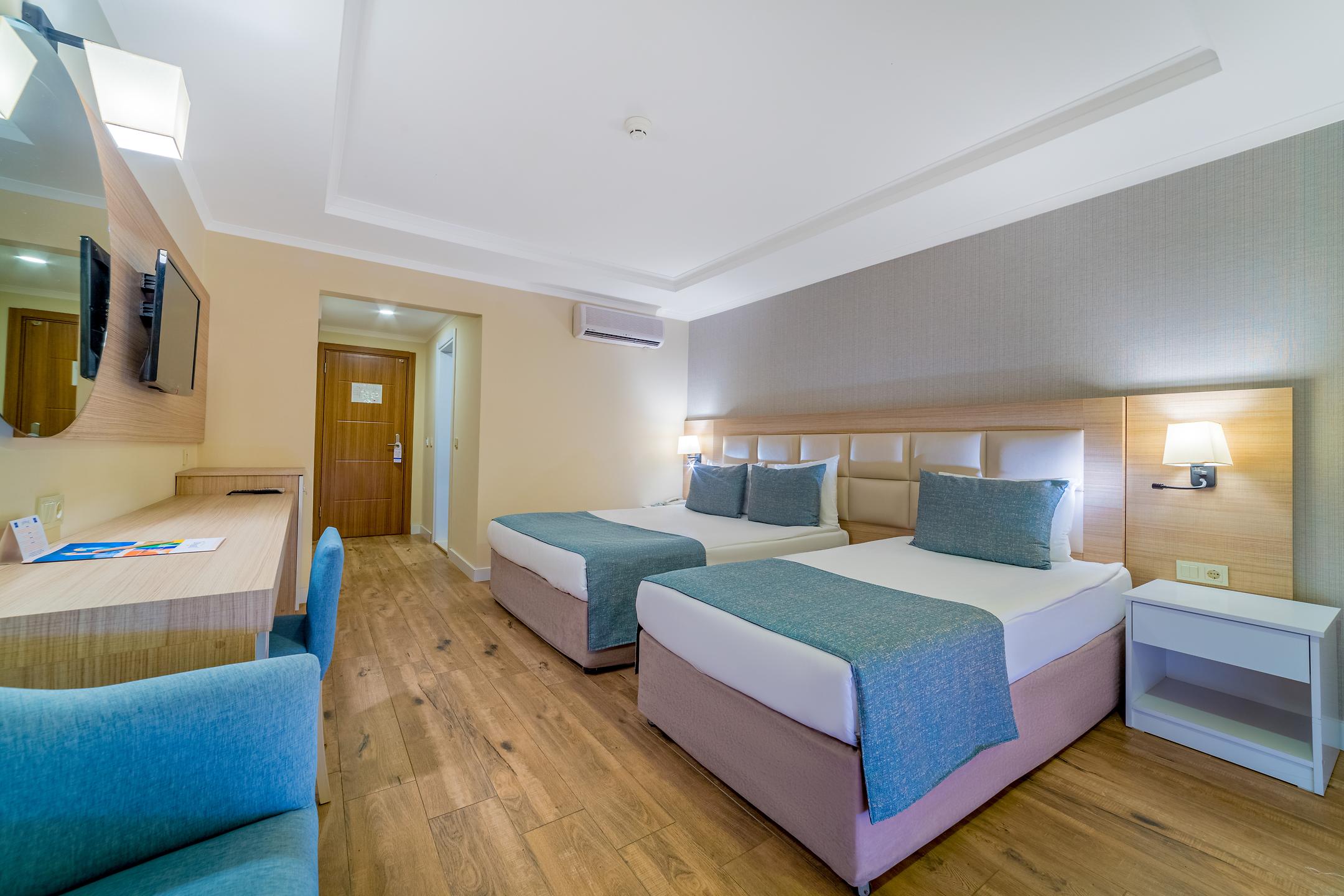 Justiniano Park Conti