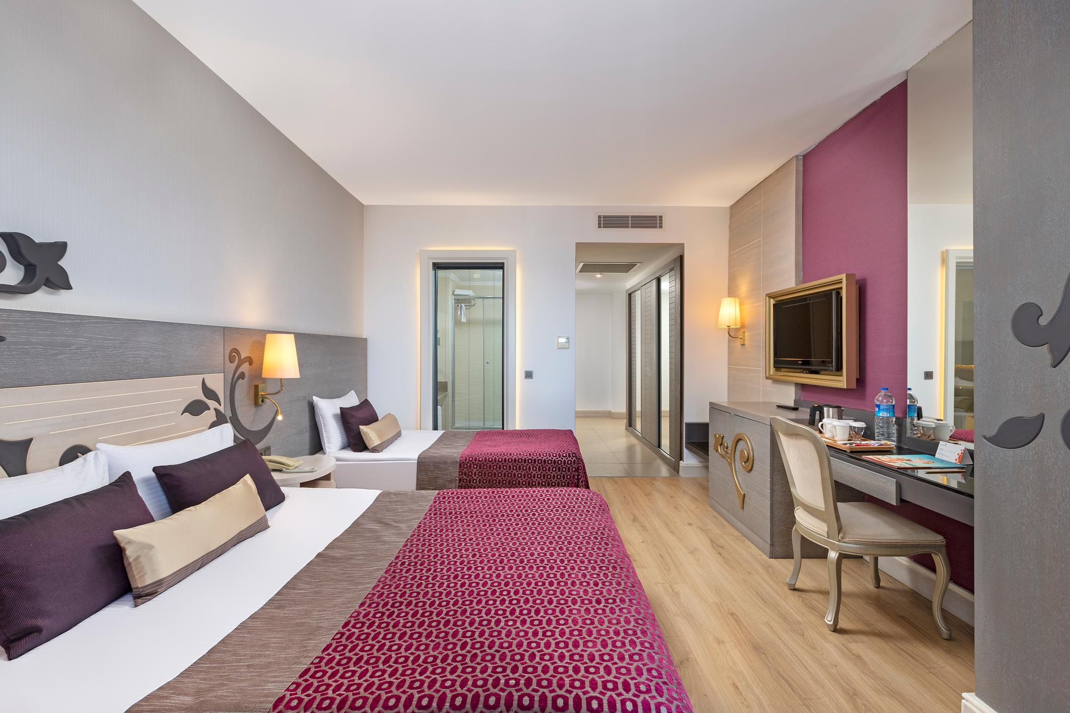 Kirman Belazur Resort & Spa