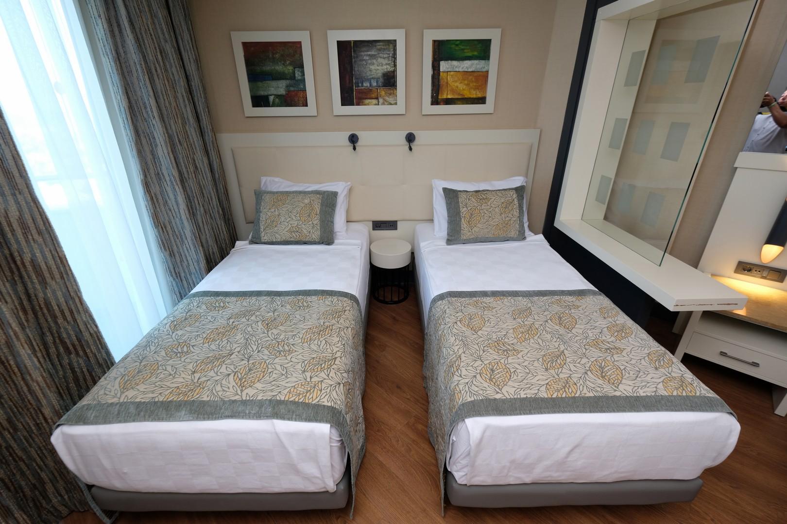 Long Beach Resort Hotel & Spa Deluxe