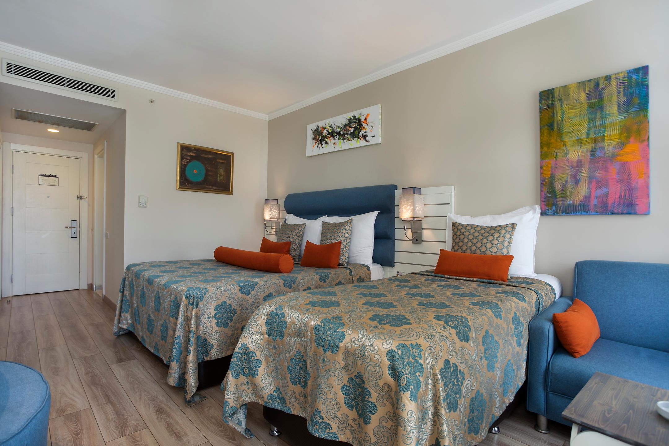 Orange County Kemer – Adult Only