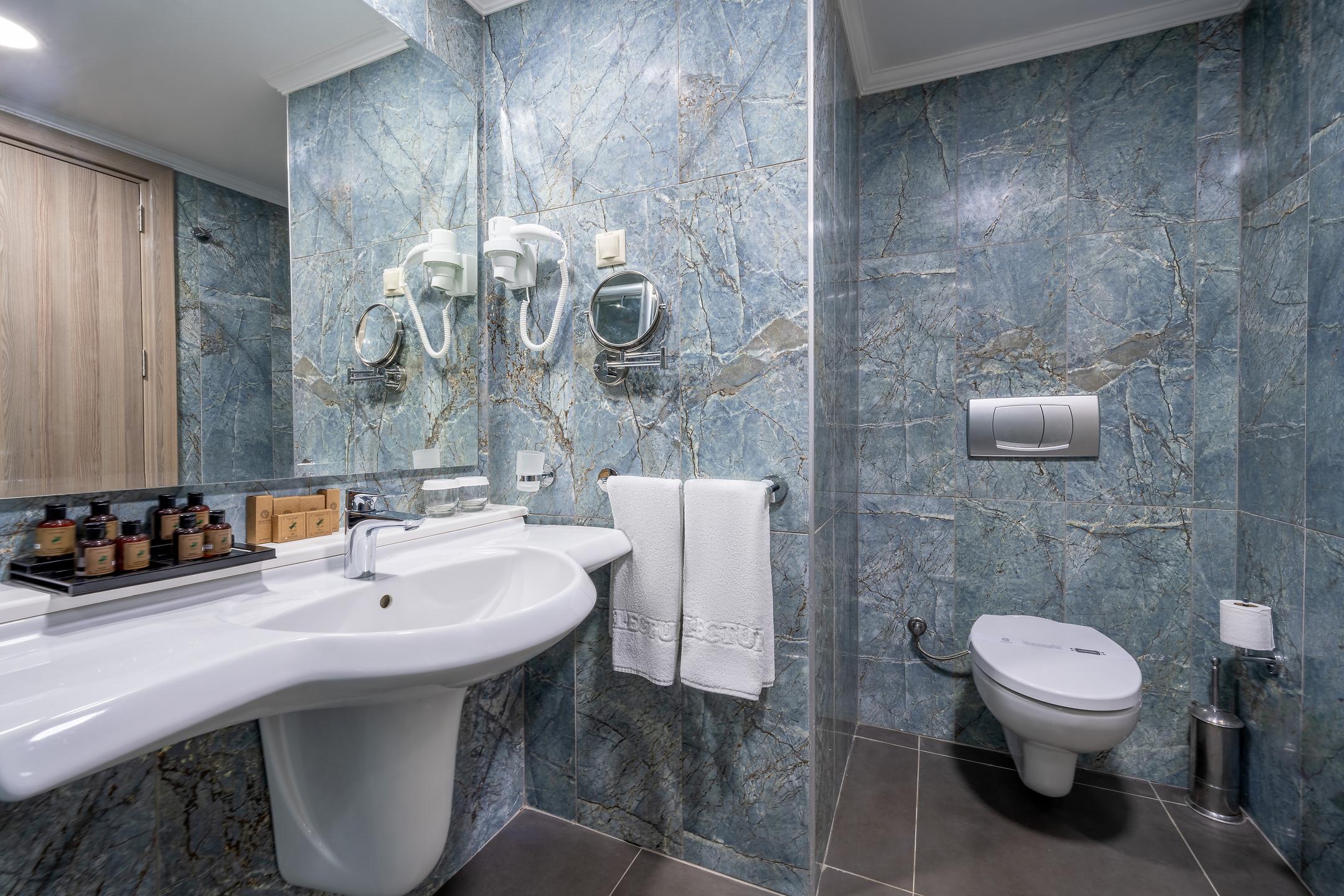 Selectum Family Side