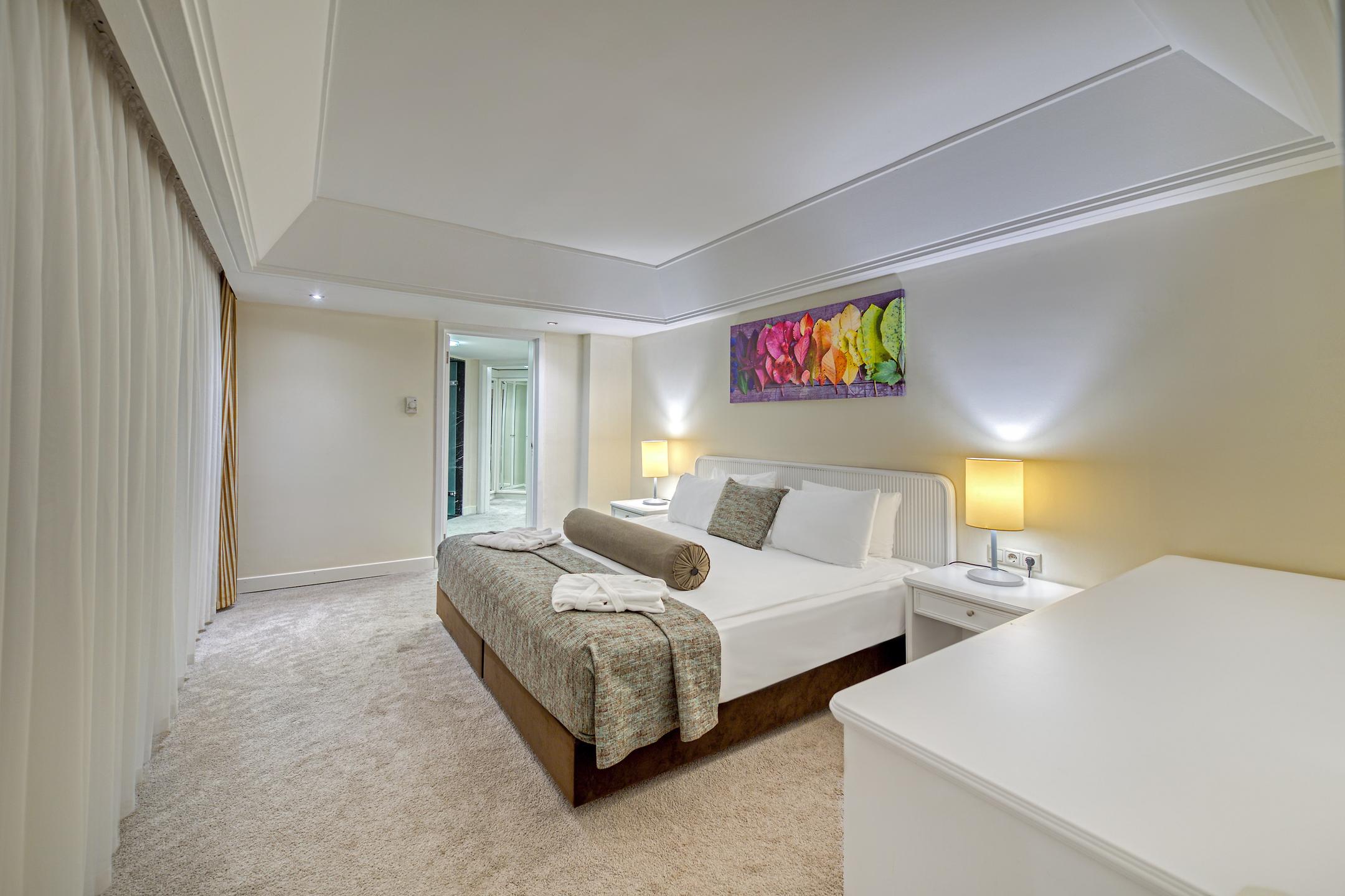 Seven Seas Hotel Blue