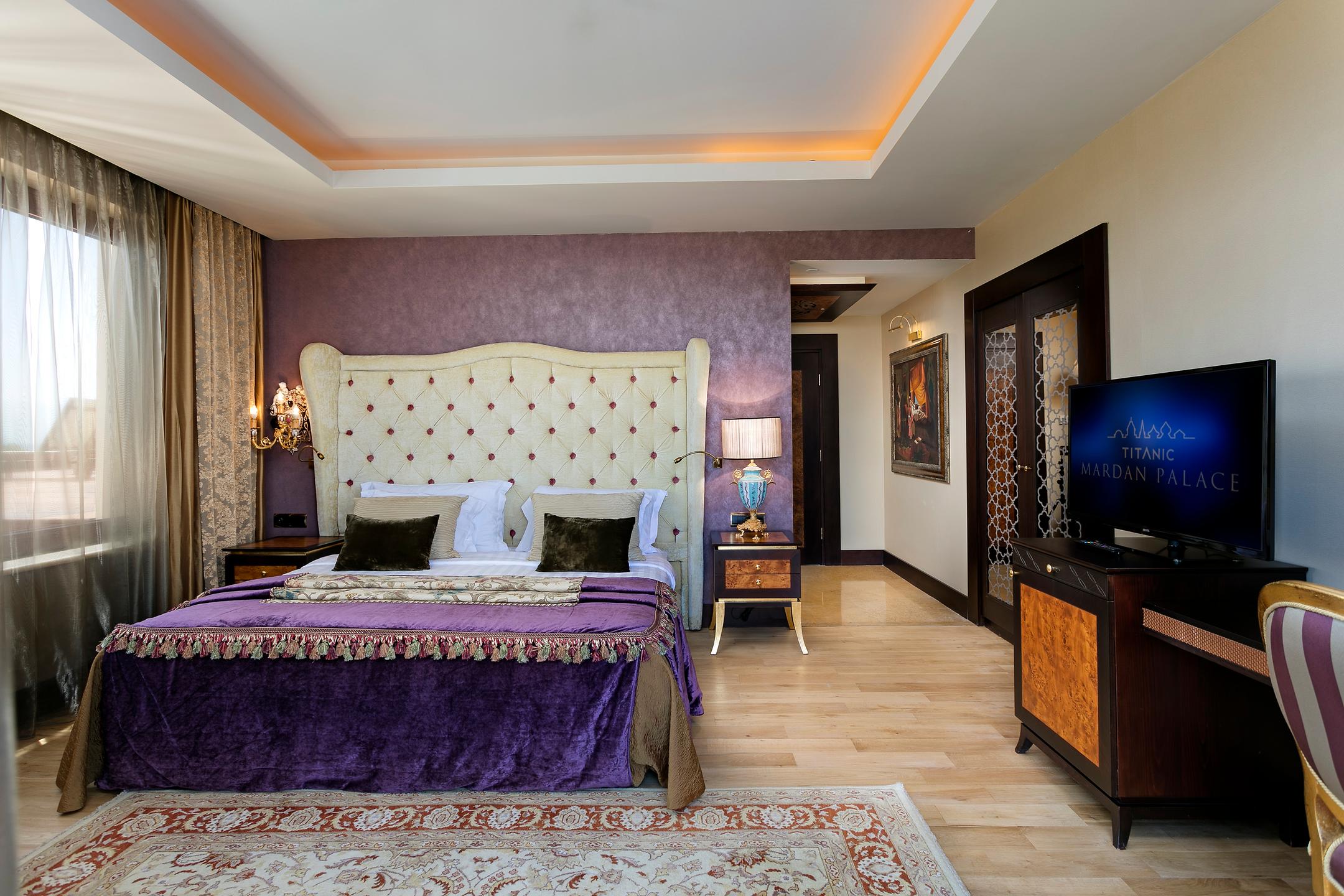 Titanic Mardan Palace