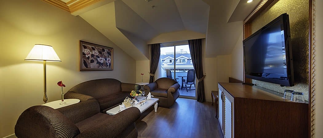 Crystal Palace Luxury Resort & Spa