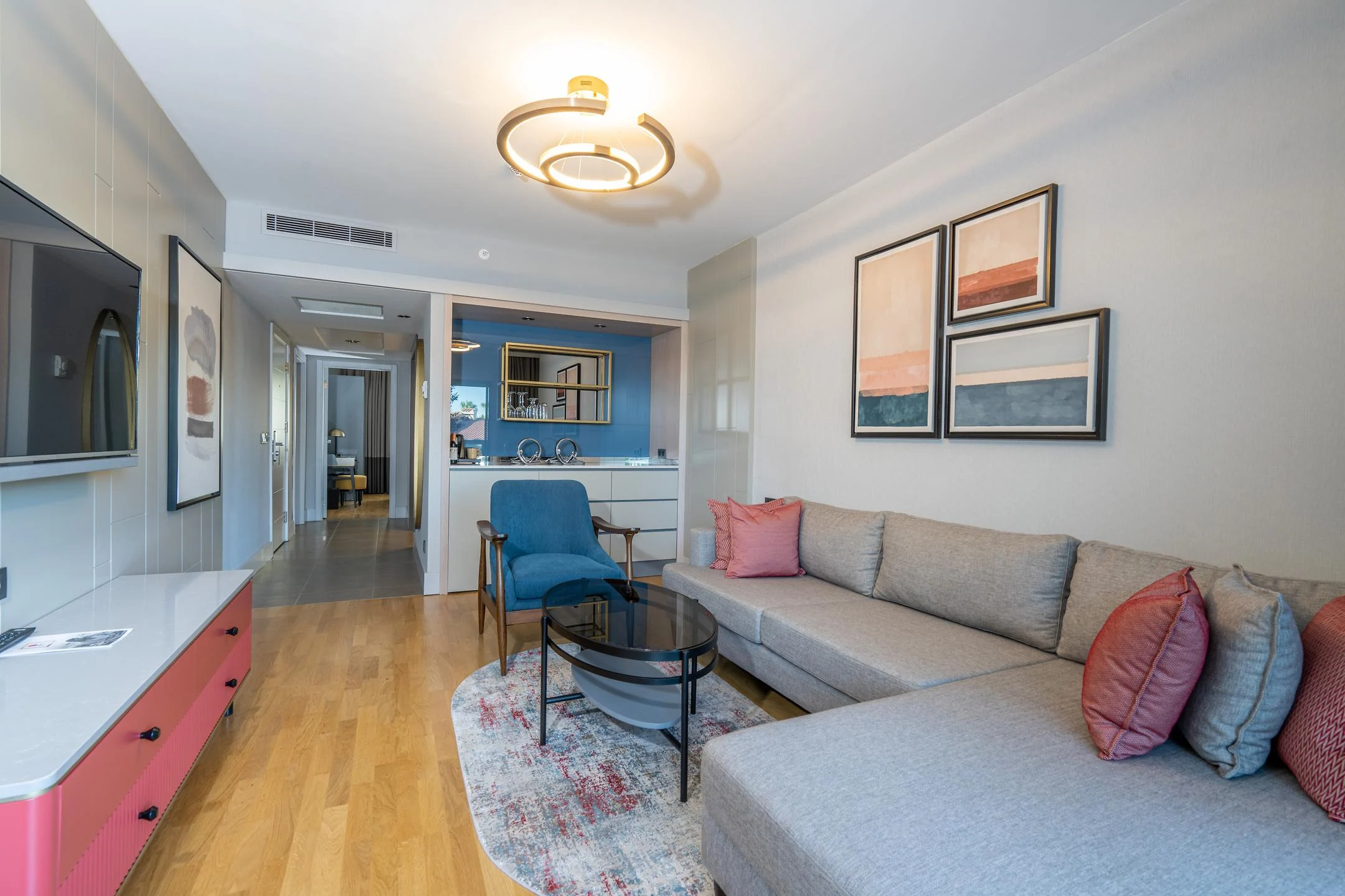 Arum Barut Collection