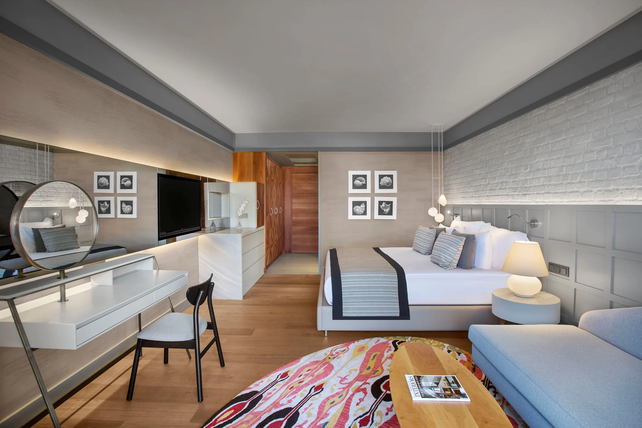 Acanthus & Cennet Barut Collection