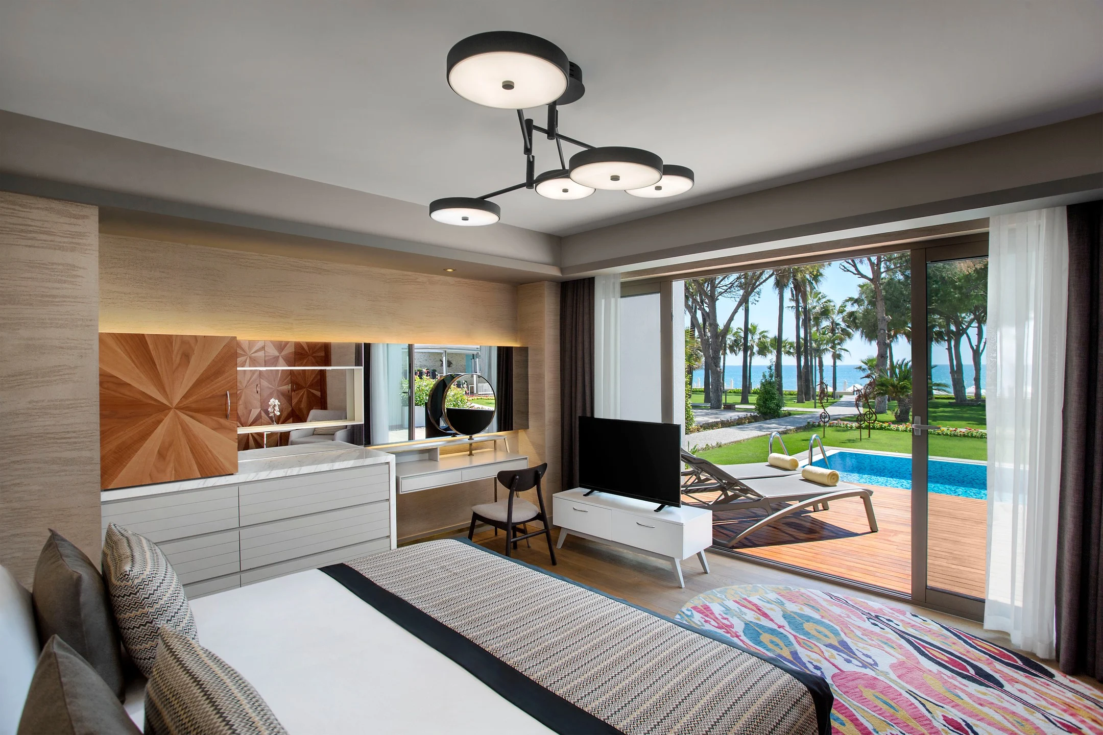 Acanthus & Cennet Barut Collection