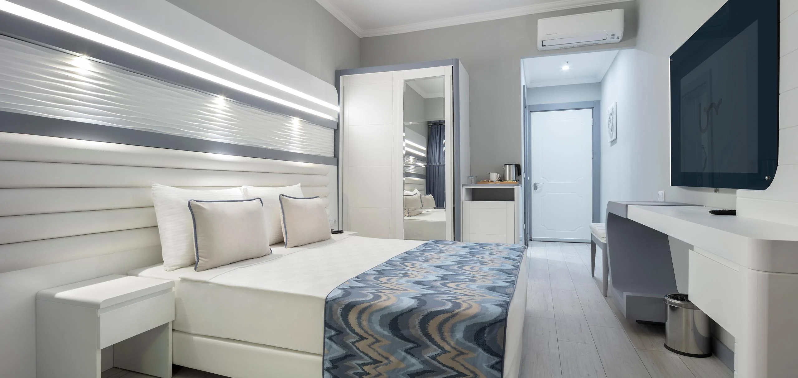 Blue Marlin Deluxe Spa & Resort