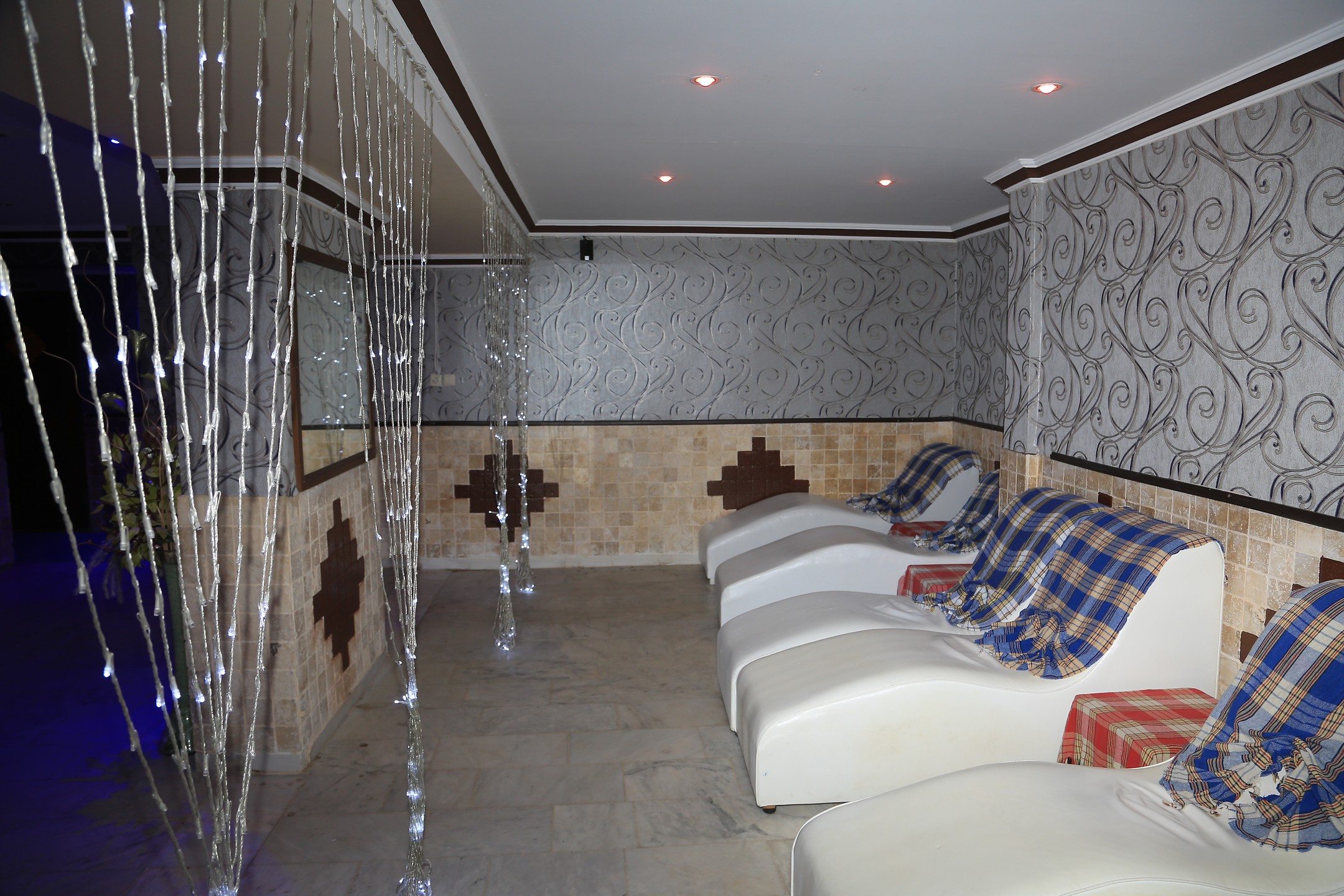 Club Bayar Beach Hotel