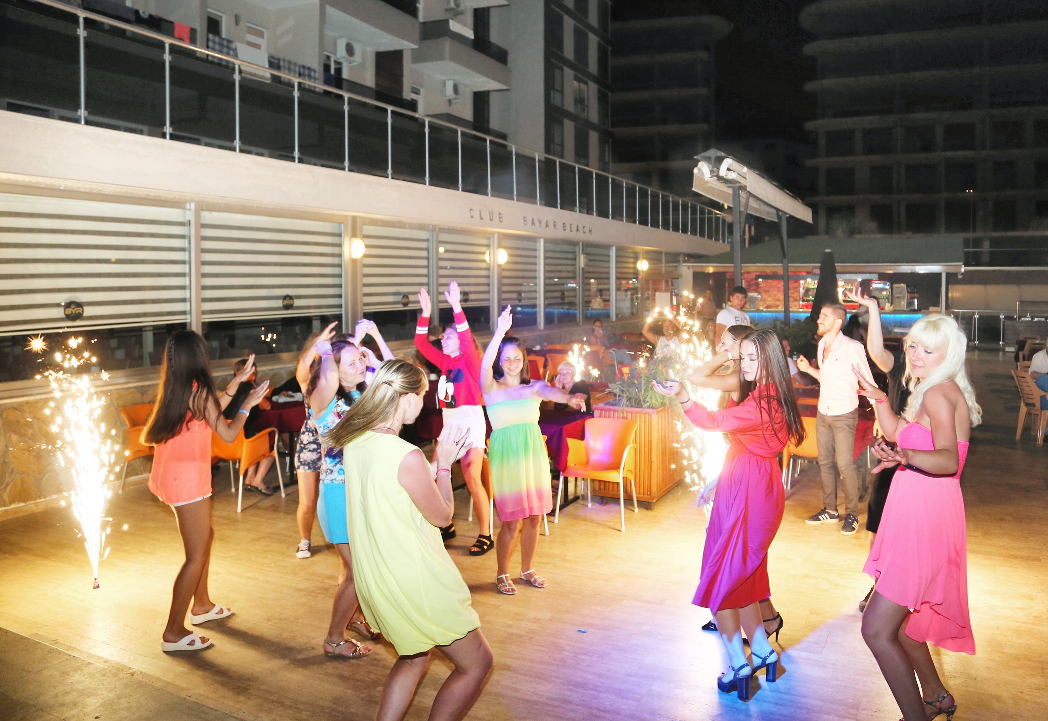 Club Bayar Beach Hotel