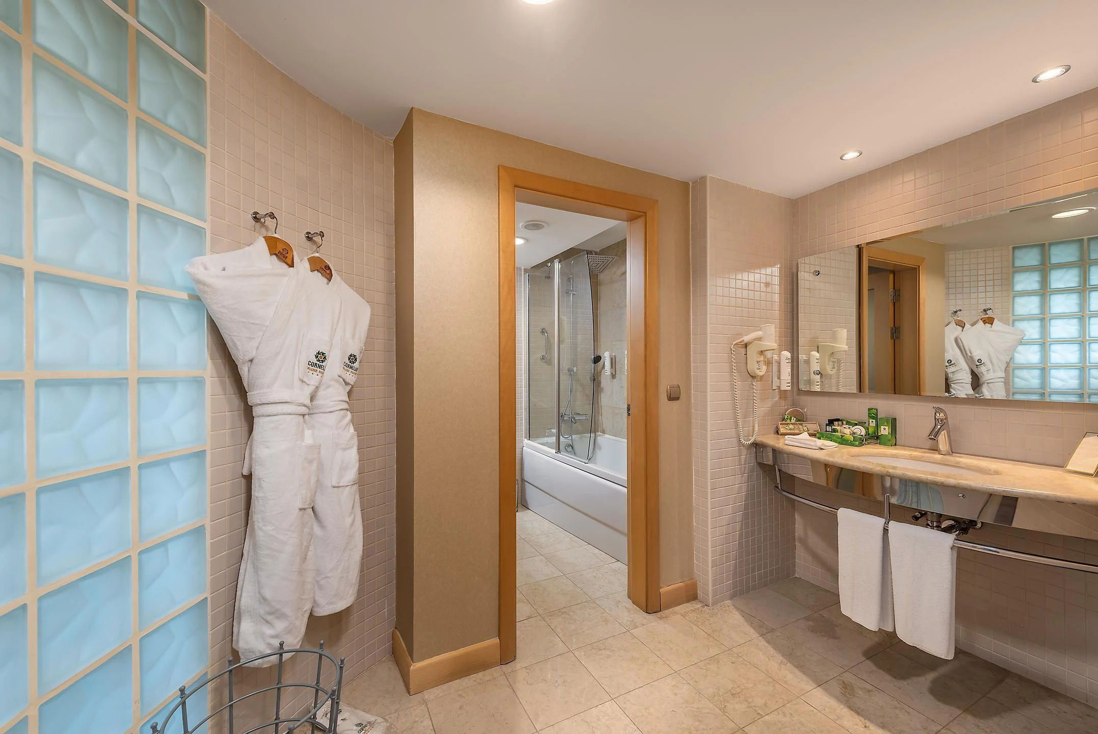 Cornelia Deluxe Resort