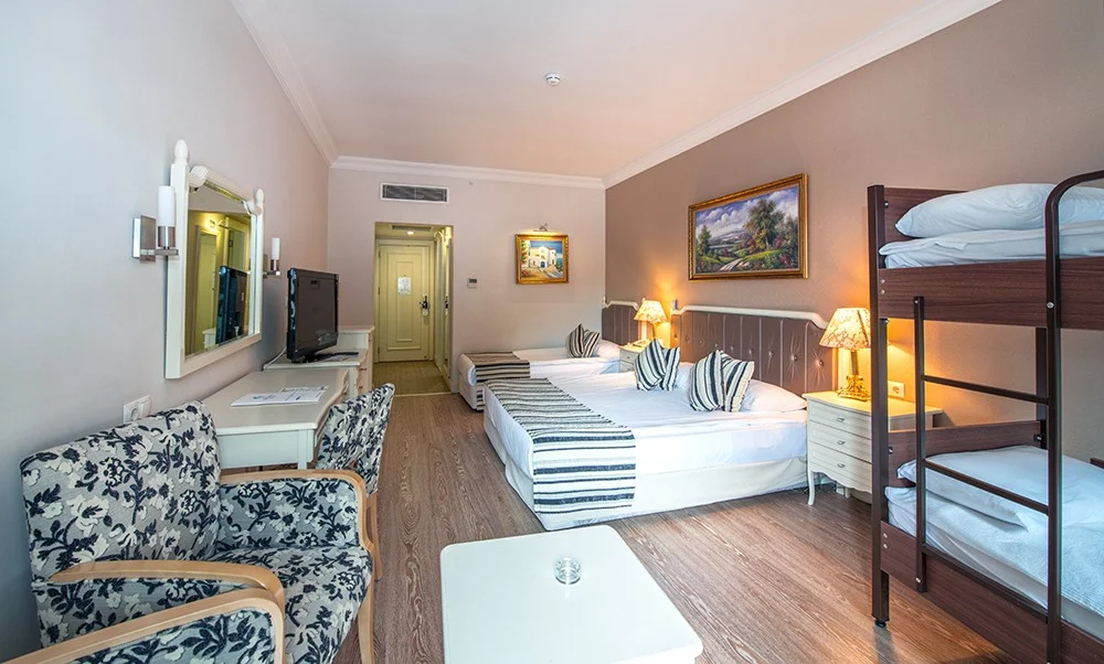 Crystal Tat Beach Golf Resort & Spa