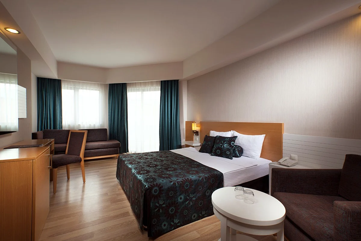 Diamond Beach Hotel & Spa