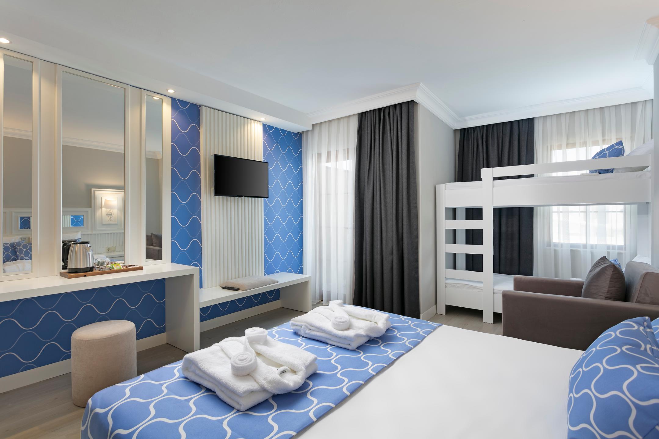 Fun&Sun Family Life Side