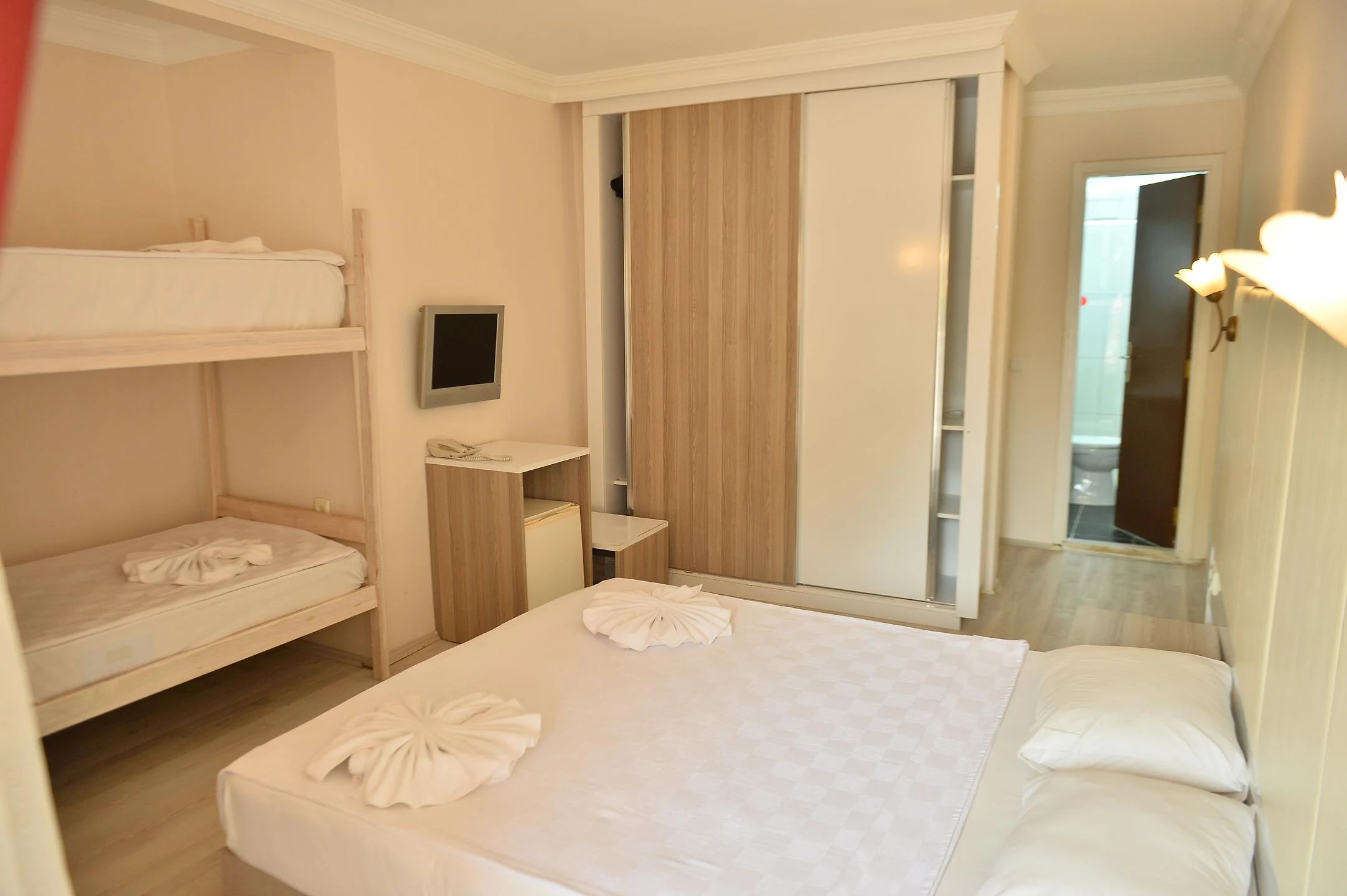 Ganita Holiday Village