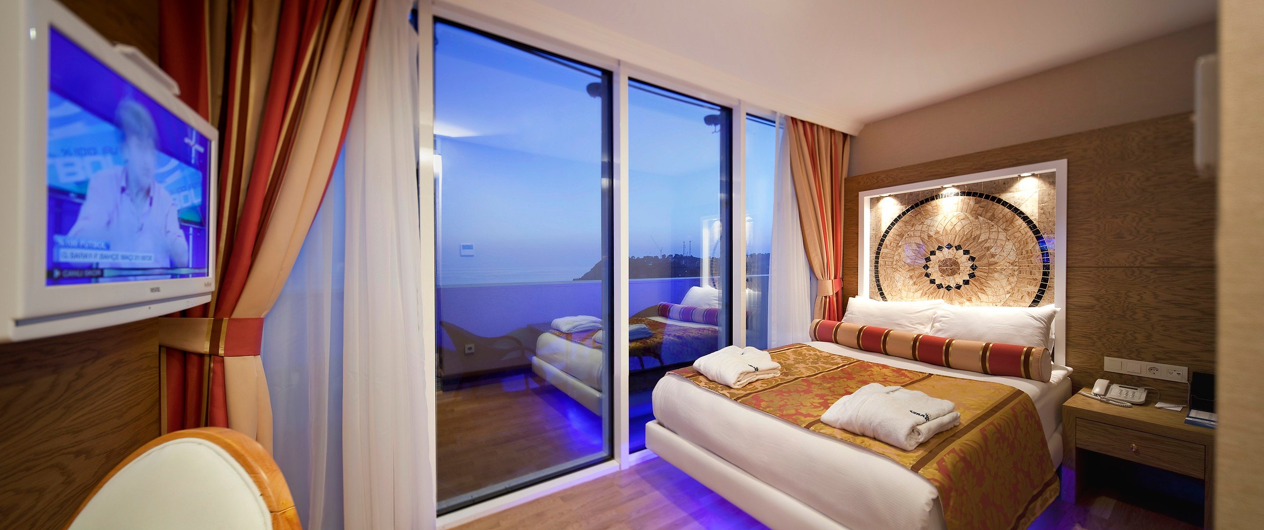 Granada Luxury Okurcalar