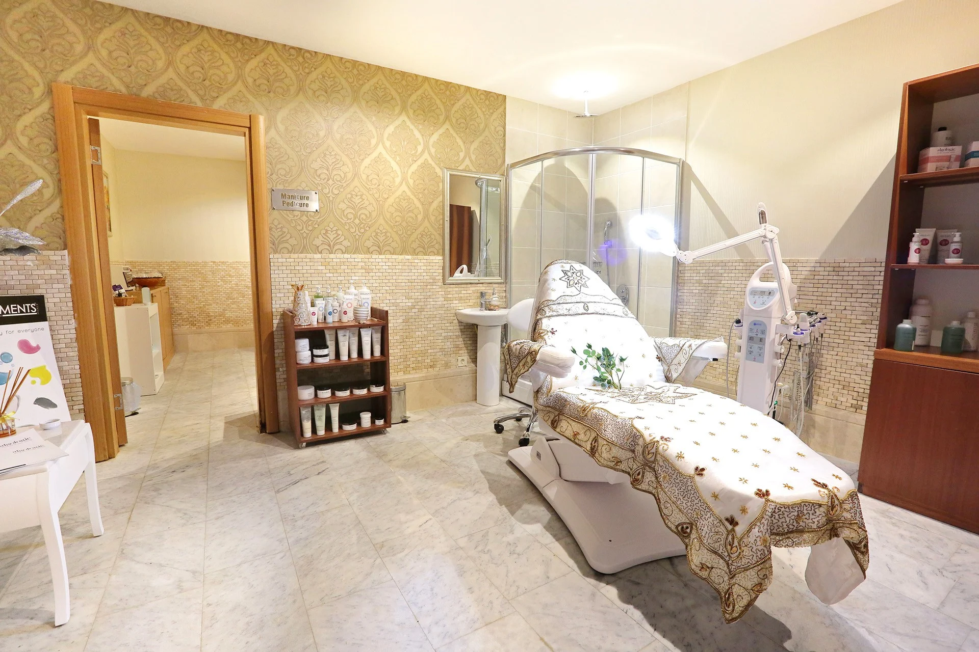 Heaven Beach Resort & Spa