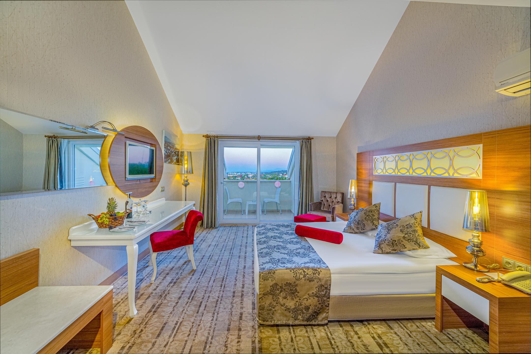 Justiniano Deluxe Resort