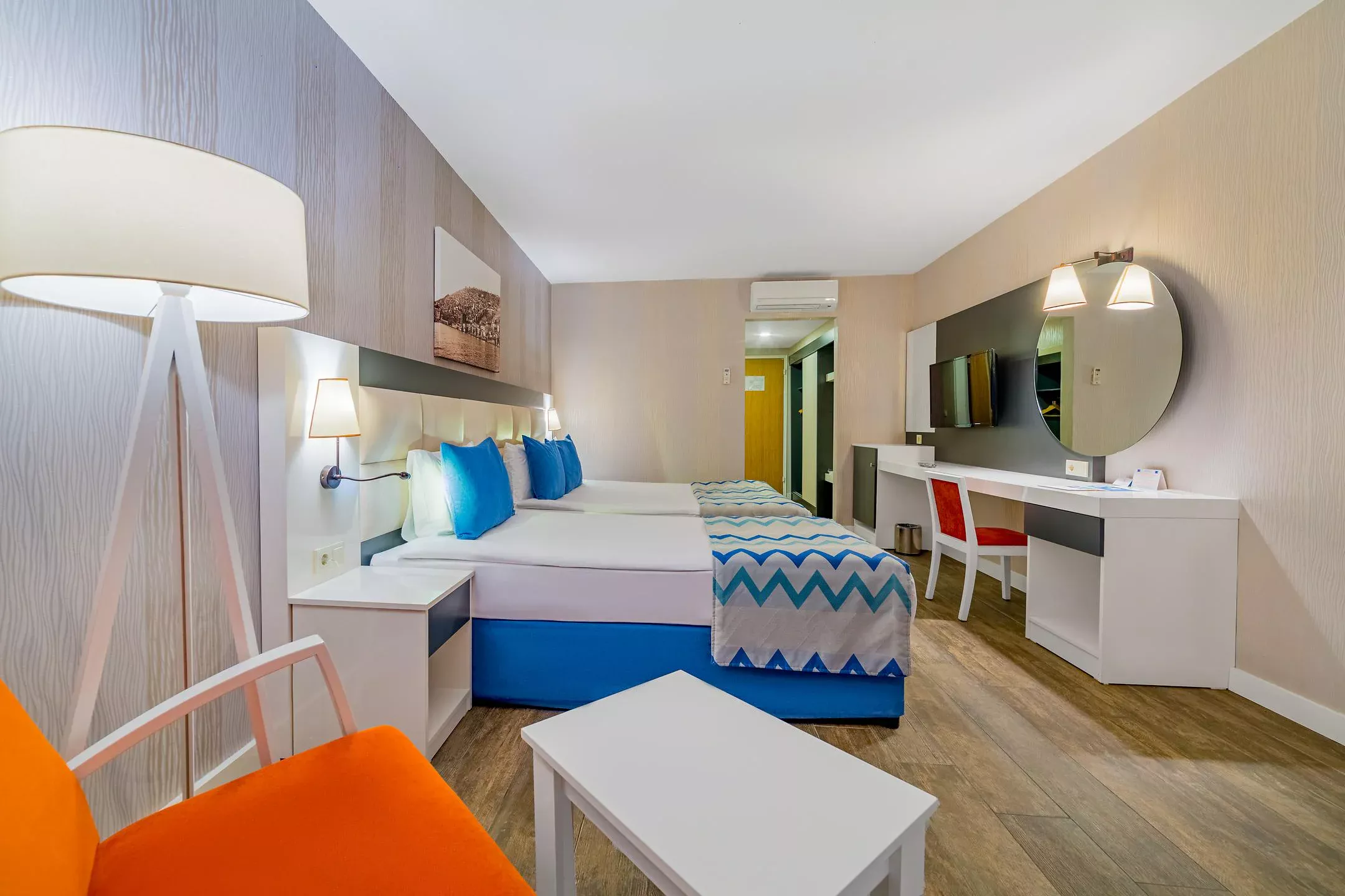 Justiniano Park Conti