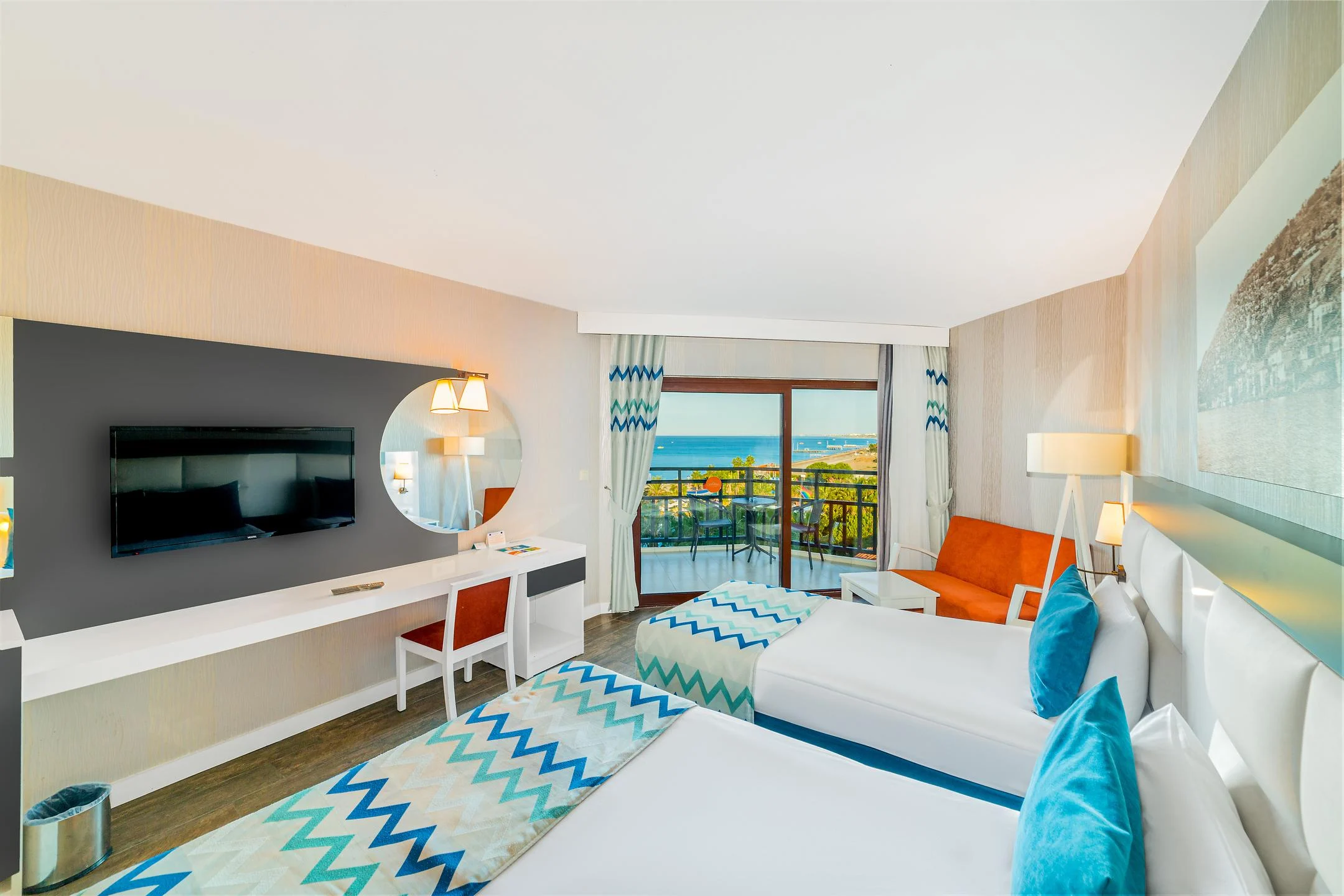 Justiniano Park Conti