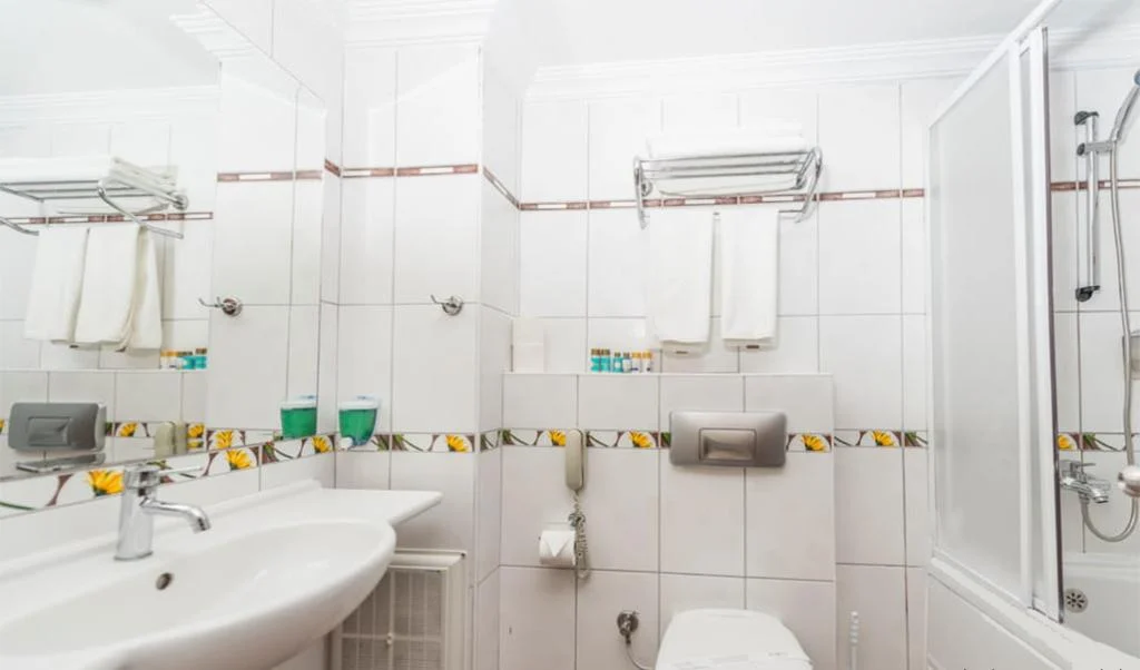 Kaila Krizantem Hotel